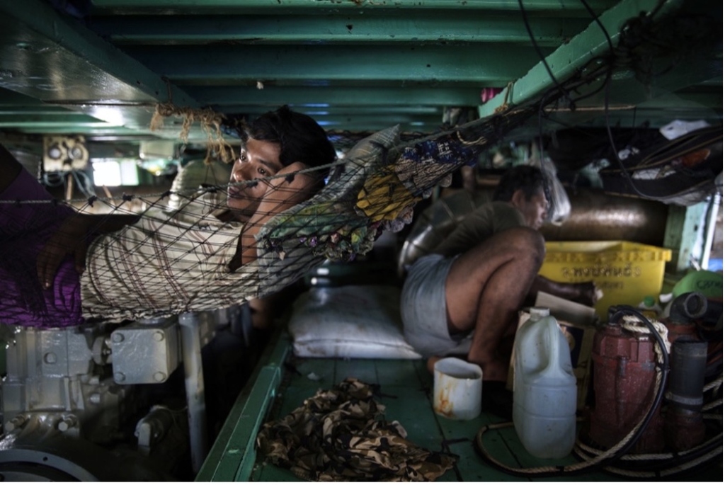 fishing boat crew