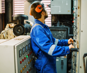 marine-engineer-inspecting-ship